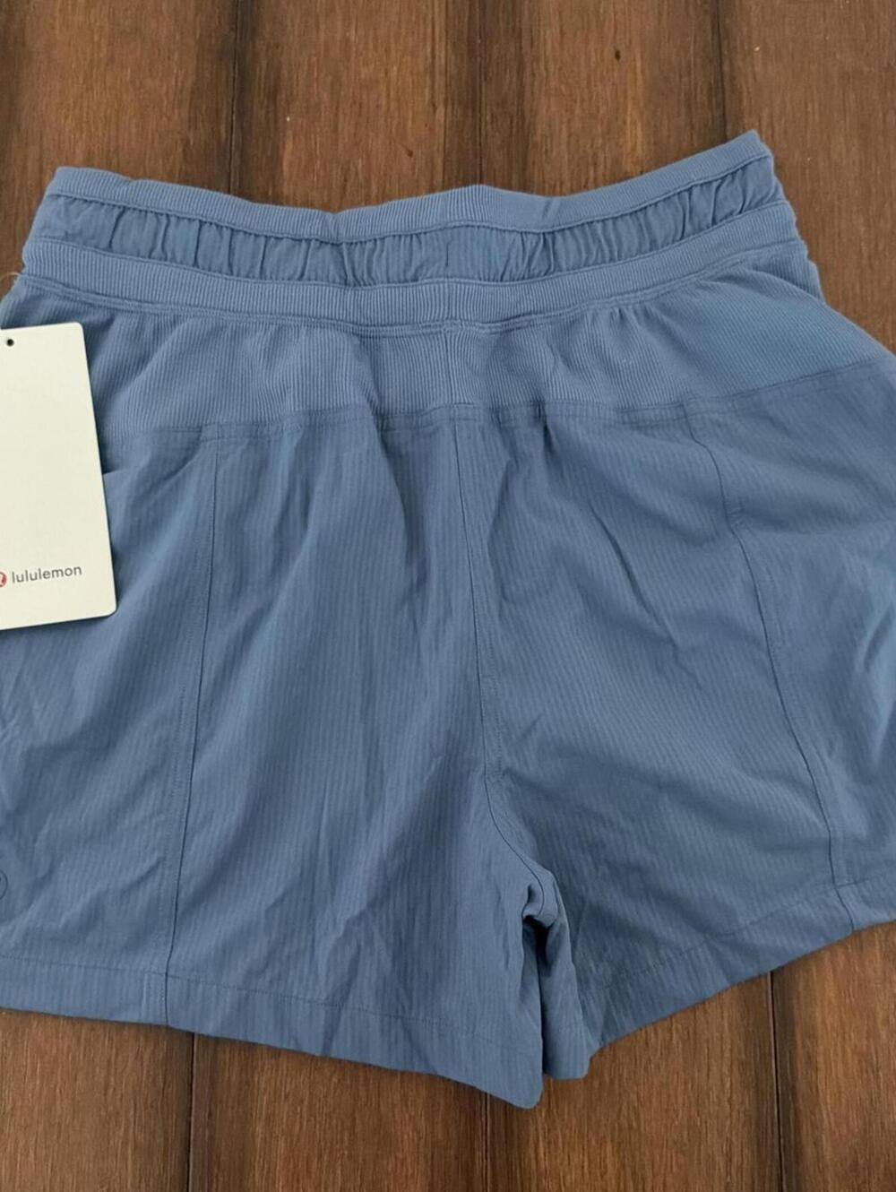 Lululemon Women's Blue Shorts